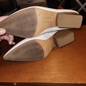 Alfani white pointed boots womens 9